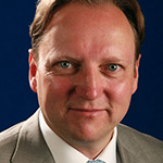 Dr Torsten Schmidt-Bader